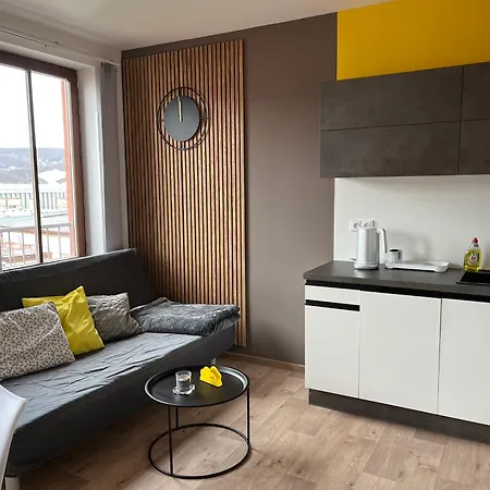 Apartment Yellow Deluxe